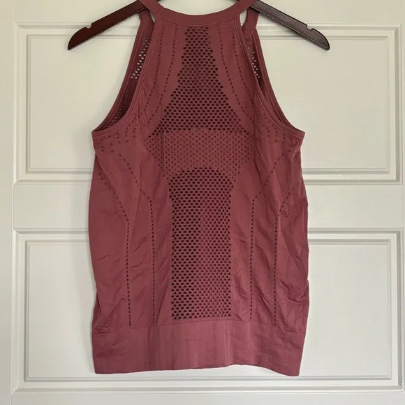 • [Athleta] Perforated Tank • - Picture 6 of 8